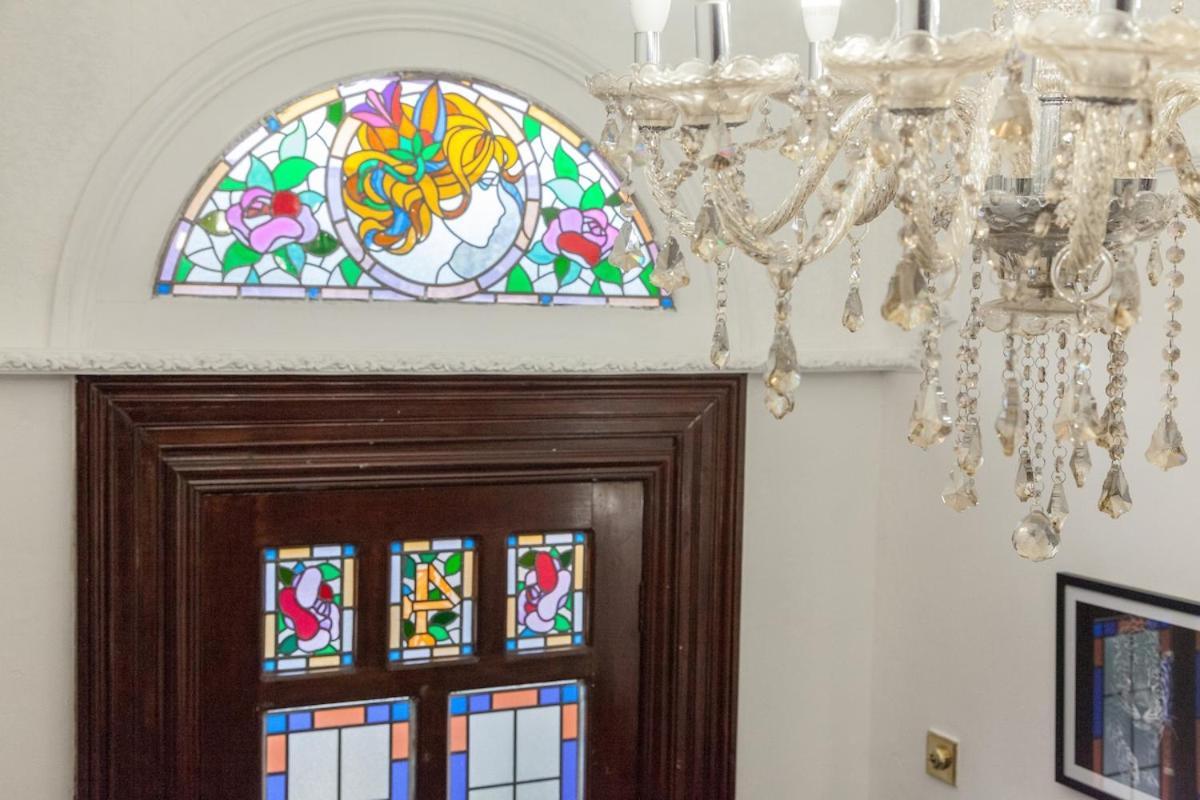 Victorian Elegance At Kingscliffe, Sleeps 17 Βίλα Μάντσεστερ Εξωτερικό φωτογραφία